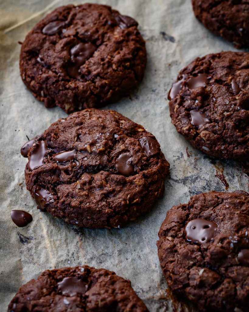 vegan double chocolate coconut oatmeal cookies