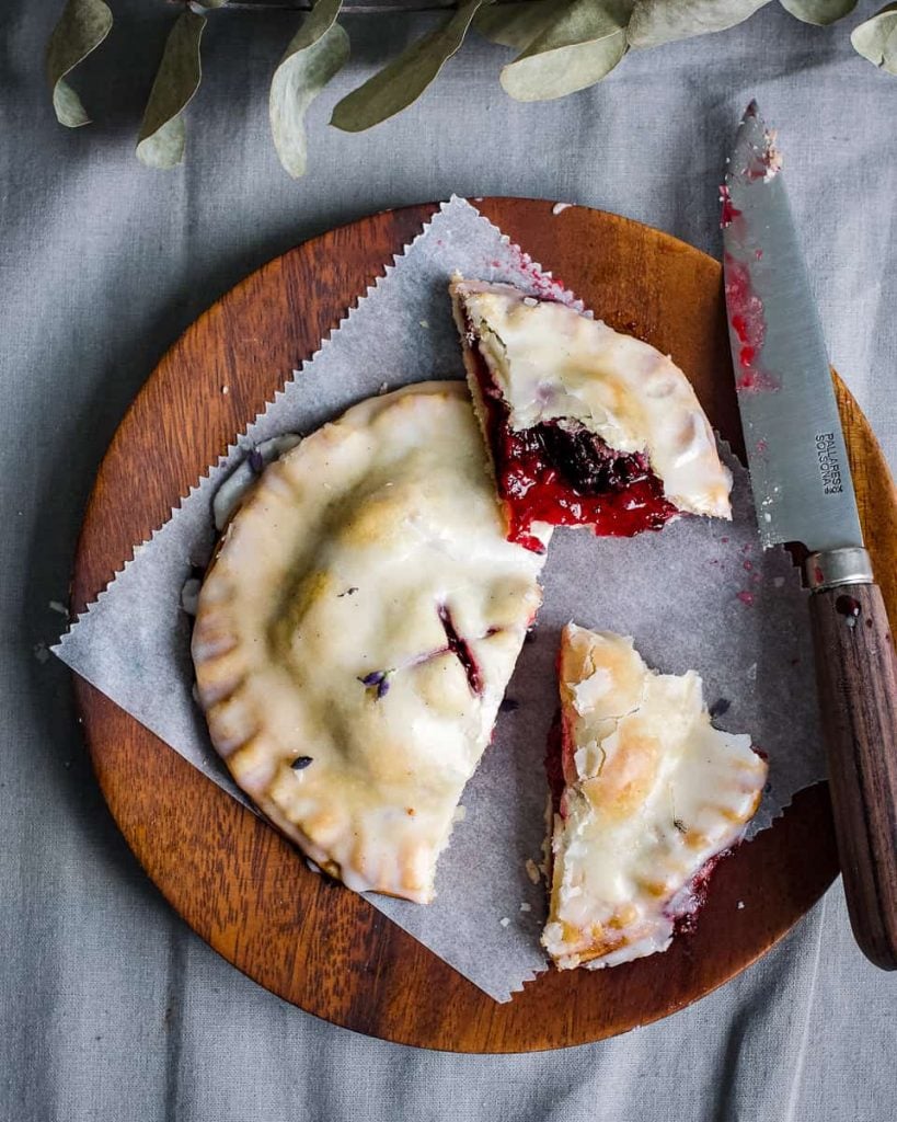 blackberry hand pie vegan