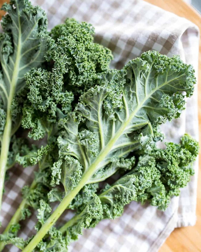 How to Eat Kale (and actually enjoy it!) - School Night Vegan