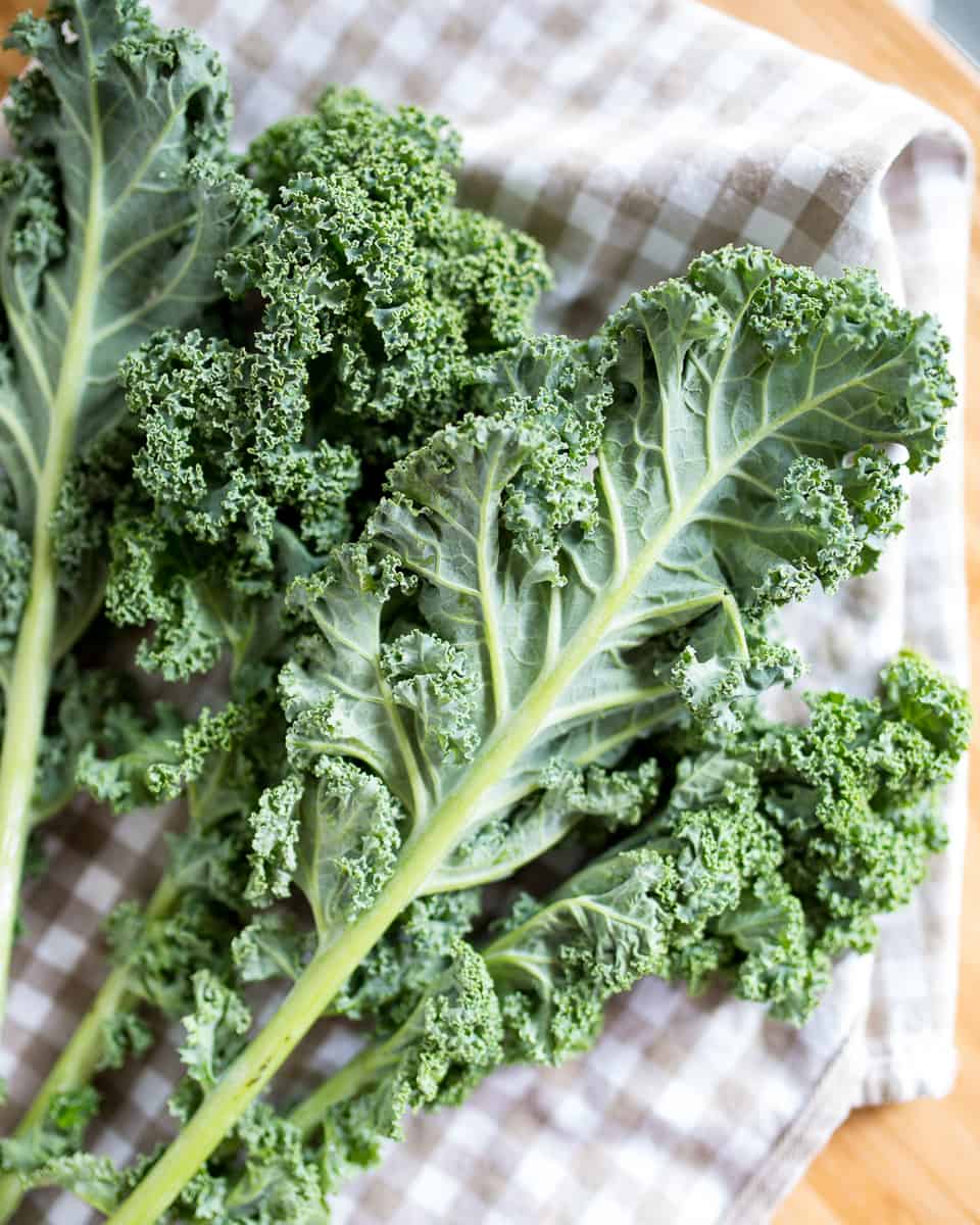 How to Eat Kale (and actually enjoy it!) - School Night Vegan