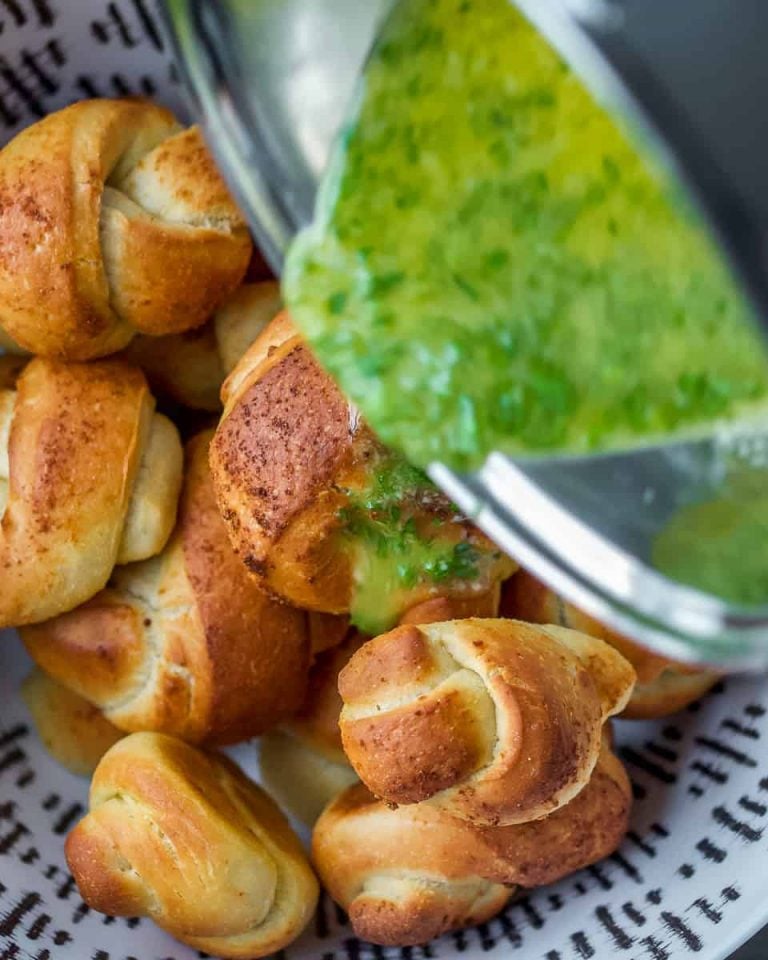 Vegan Garlic Knots (Best Ever Recipe!) School Night Vegan