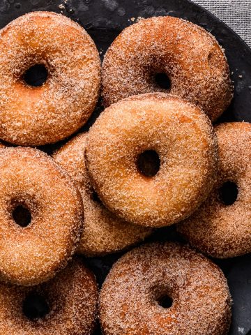 vegan cinnamon donuts