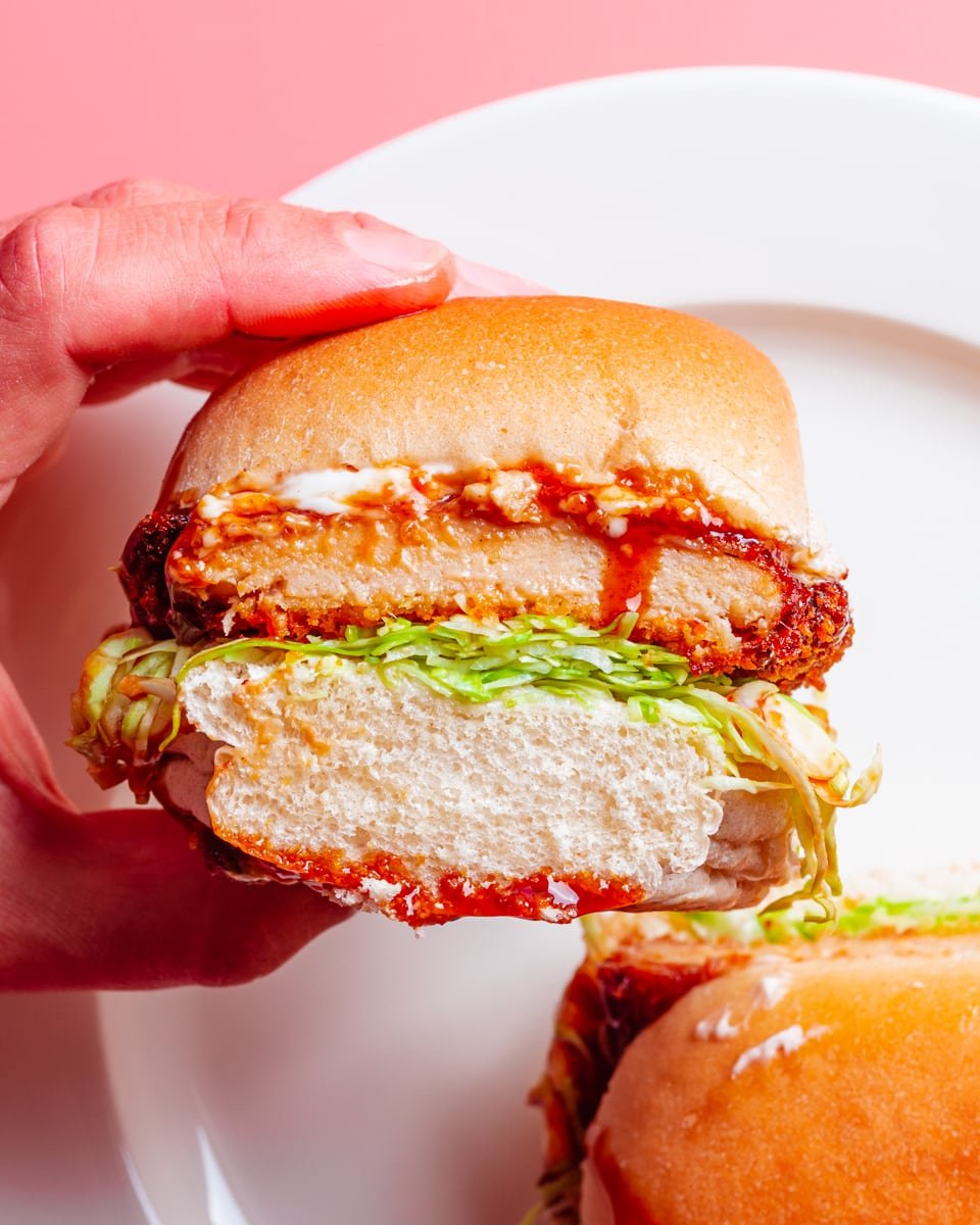 https://schoolnightvegan.com/wp-content/uploads/2022/04/Vegan-Chicken-Katsu-Sandwich0158.jpg