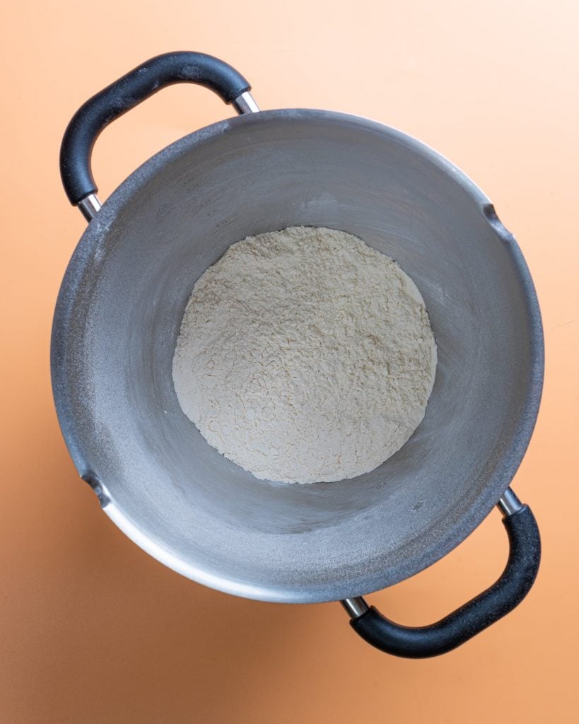 dry flour ingredients