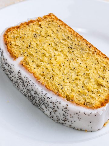vegan lemon poppy seed cake