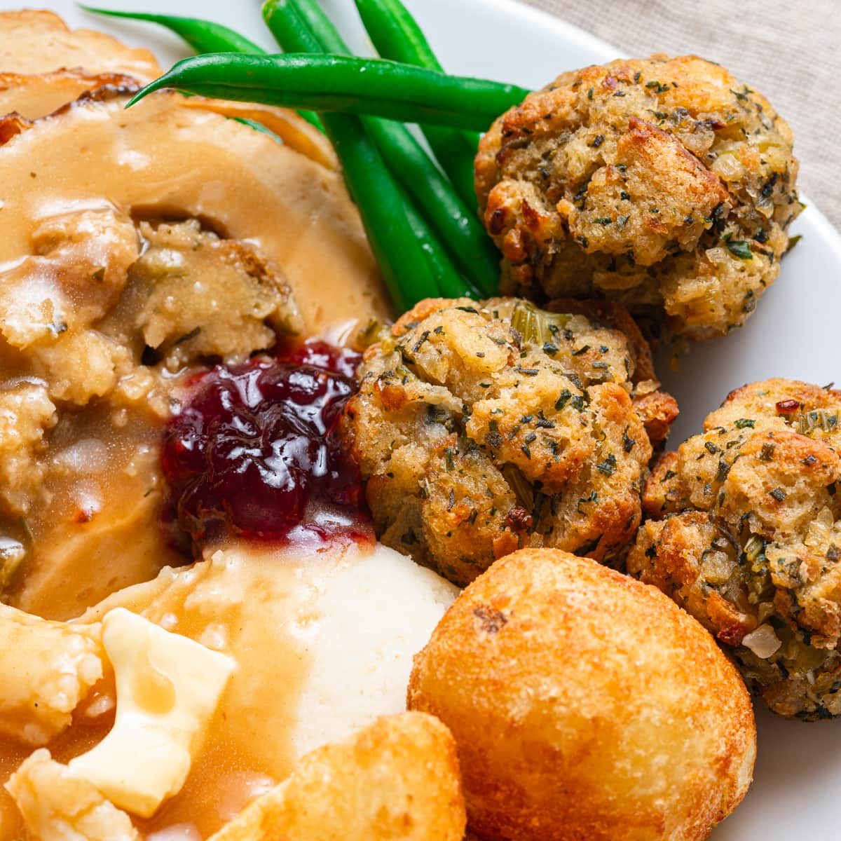 33 Vegan Thanksgiving Recipes - School Night Vegan