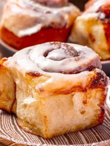 Vegan Cinnamon Rolls