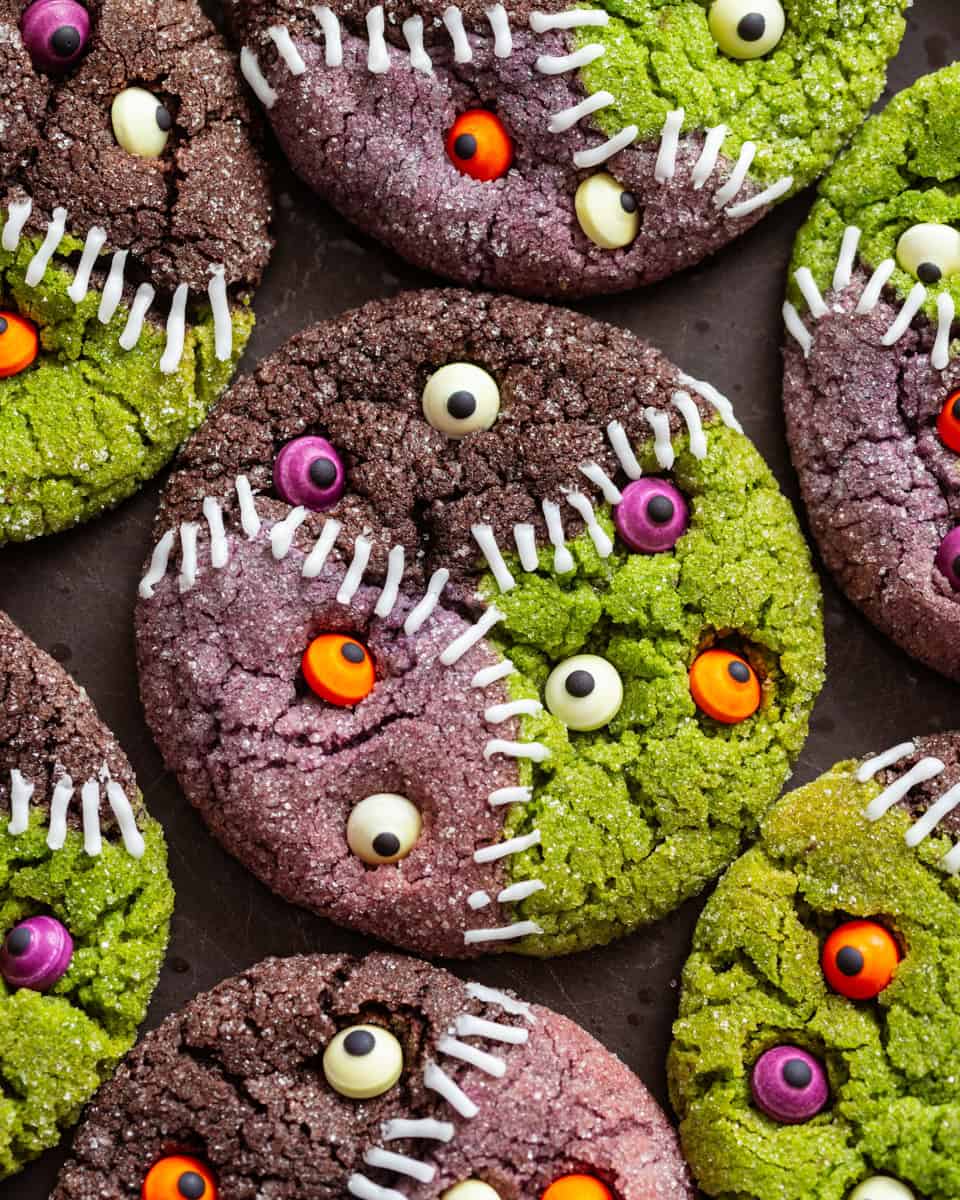 This image has an empty alt attribute; its file name is vegan-halloween-cookies-21.jpg