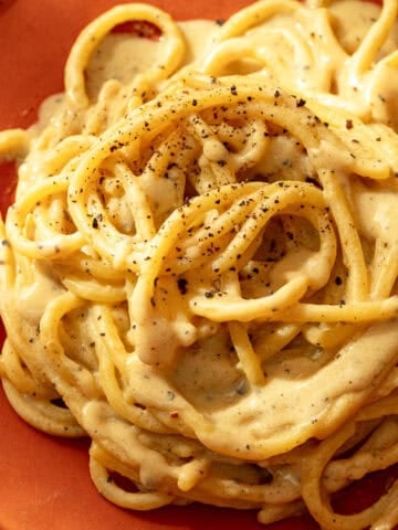 vegan cacio e pepe pasta